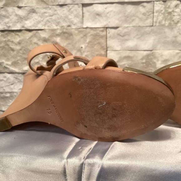 Pour La Victoire Strappy Kassia High-Heeled Sandals - Picture 13 of 14